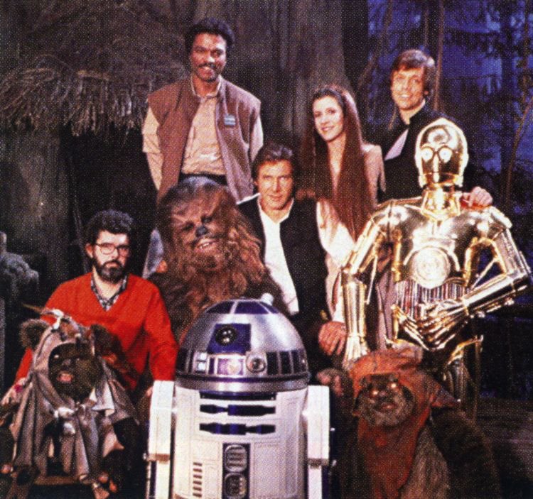 spiderxbucky's tweet photo. llegó tarde pero hola soy miri, y me gusta todo de star wars 🥺 algunos de mis personajes favs son obi wan, din djarin, anakin, luke, ahsoka, pero vaya que me gusta todo el mundo #IntegracionSW https://t.co/plIWiMKoaE