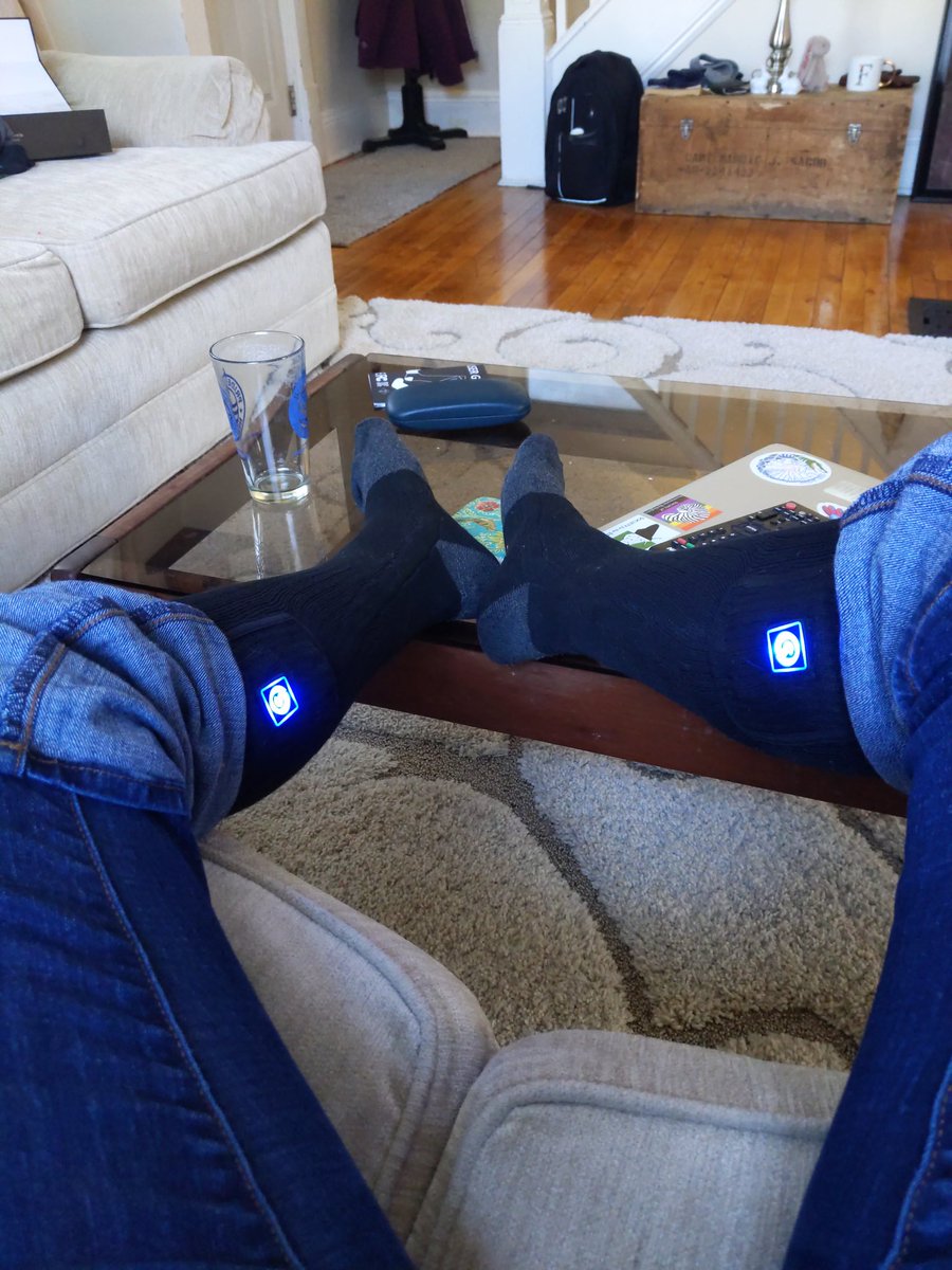 faithinbirds's tweet photo. Advice, if you have to move from Texas to Michigan in January, do it with style.
Introducing toastytoes, aka WarmWoman.
And yes, the lights glow through any leggings I wear. I'm essentially ironman. 🦸♀️🔥😂
#alwayscold #wintersucks #Michigan #electricsocks https://t.co/WvLGAbdK8w
