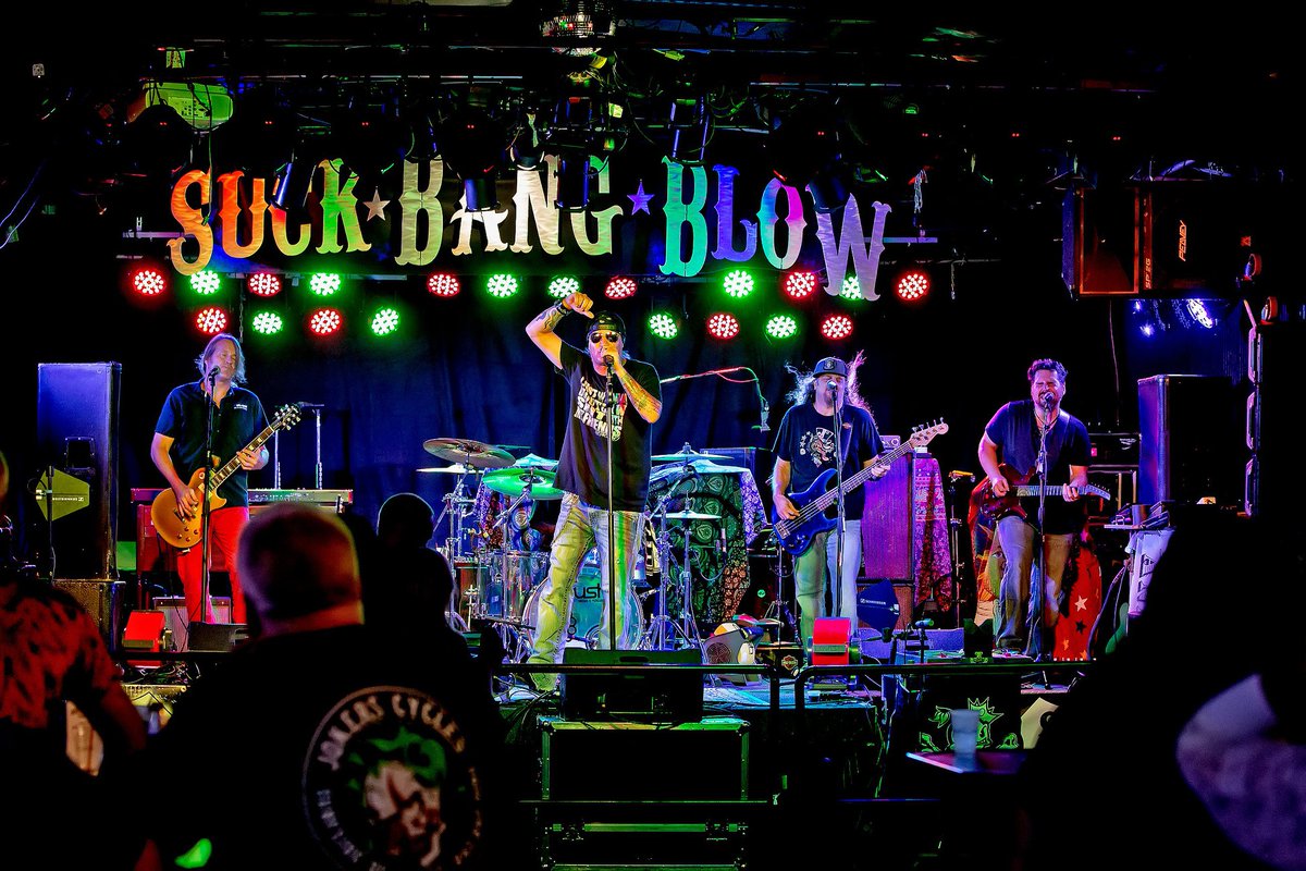 SUCKBANGBLOW's tweet photo. 🤘 𝐋𝐎𝐖𝐋𝐈𝐅𝐄 𝐓𝐎𝐍𝐈𝐆𝐇𝐓! 🤘

Live music returns to SBB tonight! Lowlife will hit the stage at 7pm. Don't be late! https://t.co/RE1rf5YV0j