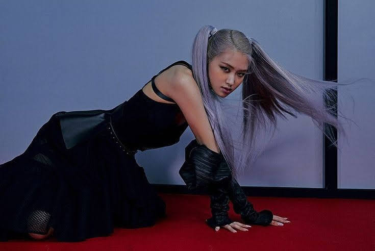 clslooks's tweet photo. POWERFUL
#CHAELISA #ROSÉ #LISA #로제 #리사 https://t.co/fdX6ItnoPW