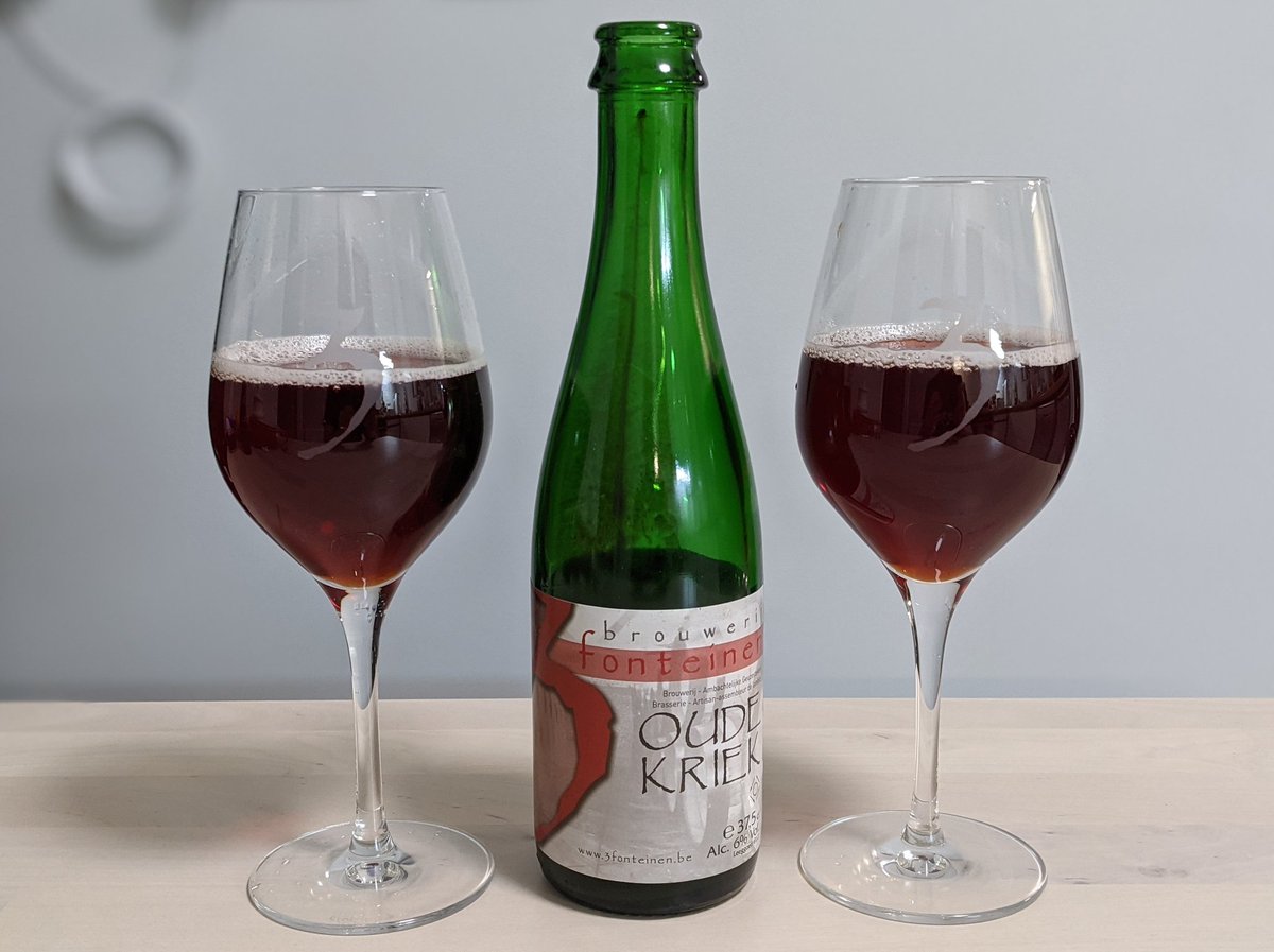 3 Fonteinen Oude Kriek. Old label, bottled in 2015. Thought I'd dust down my older style glasses. Lovely pop, but not much of a head; mild aroma of cherry stone. Gentle carbonation, and still holding on to a real jammy flavour. Hasn't developed any unpleasant acidity. Lovely.