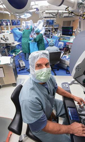 EmoryCTSurgery's tweet photo. Congratulations to ESJH for being recognized as a #mitralvalve Repair Reference Center! ESJH is the 1ST hospital in the SE to receive this designation. A well deserved award for your commitment to excellence in clinical outcomes! #mitralfoundation @MichaelHalkos @American_Heart https://t.co/TxU5Ru4xpO