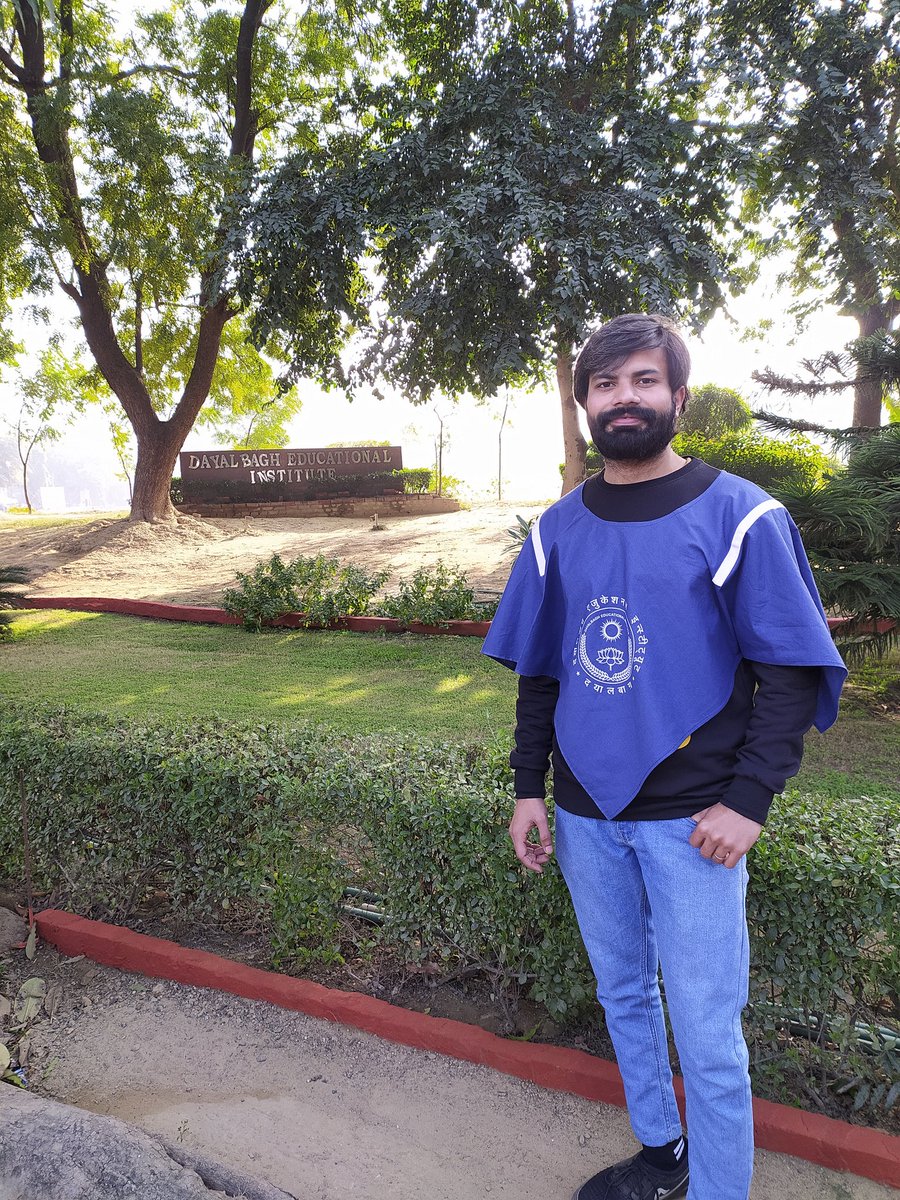 honcheeofficial's tweet photo. Convocation day! Master's in Chemistry
#dei @DeiDayalbagh https://t.co/EPZtMoQVzH