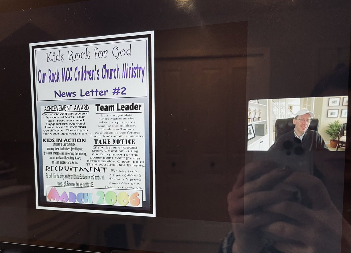amilli38's tweet photo. Excited to learn more about typography this weekend in the @UOsojc typography workshop! Why is it important? Exhibit A: This poster 😂 #J408 https://t.co/Cj0ceg2LH7