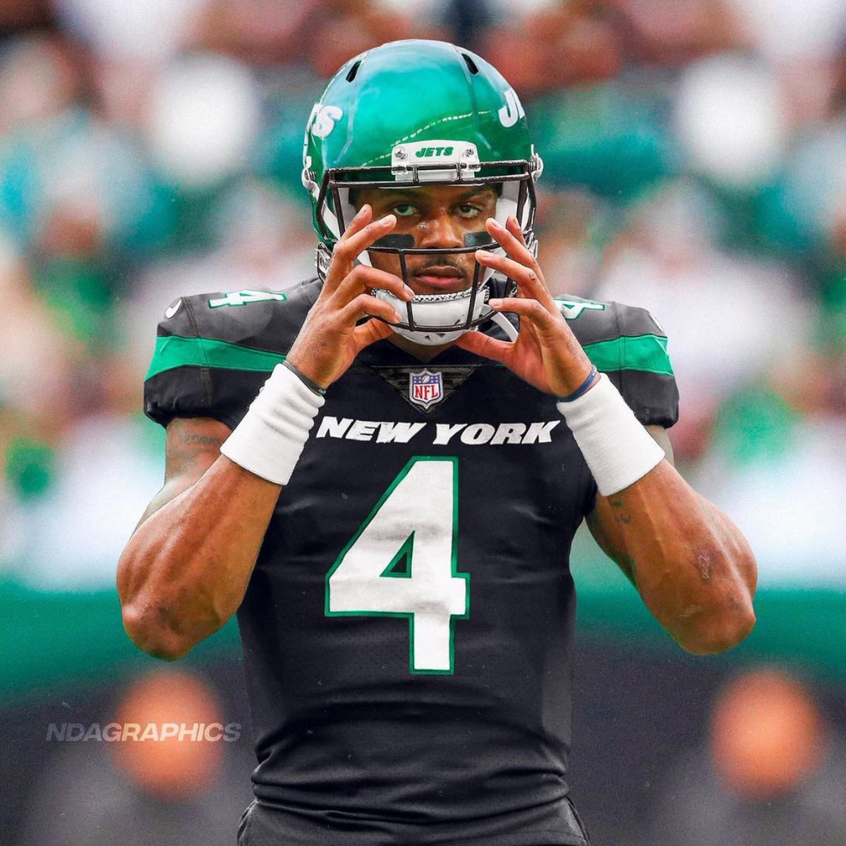 Deshaun Watson’s top preference is to be traded to the NY Jets, per <a href="/ArmandoSalguero/">Armando Salguero</a>