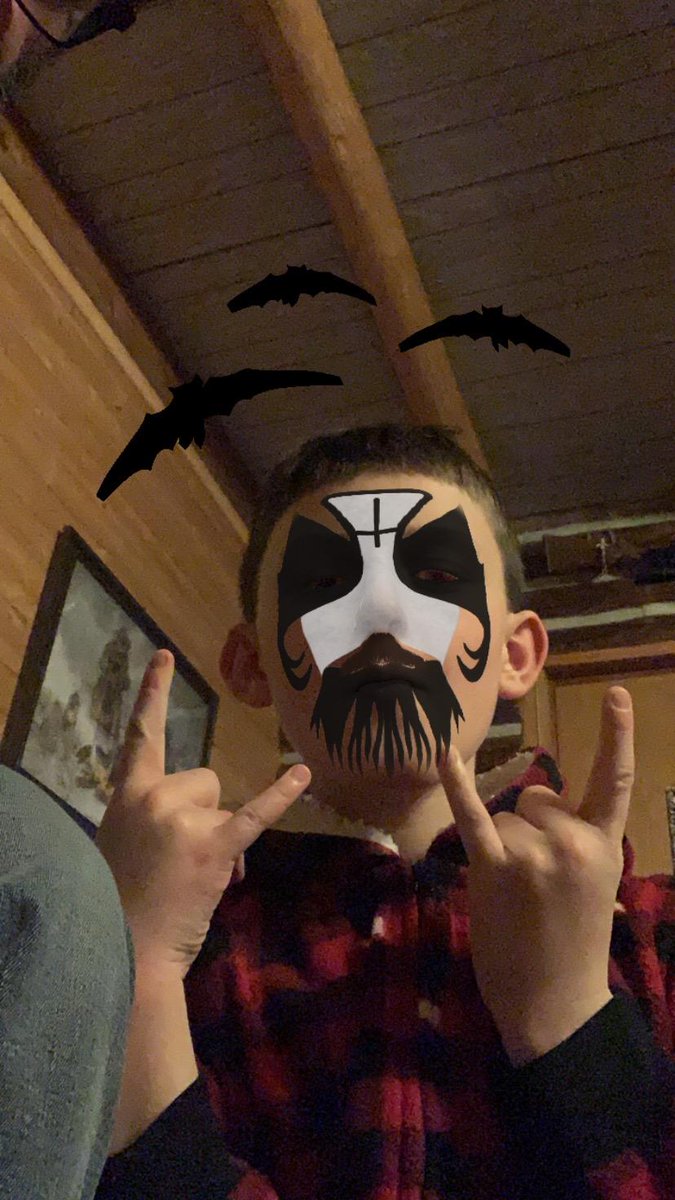goodCanadiankid's tweet photo. @kingdiamond https://t.co/yWmRDJmseN