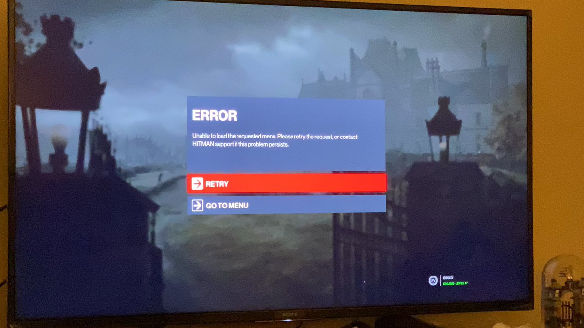 Dex64tiger's tweet photo. @Hitman Games broken ! Can’t complete a mission due to constantly being kicked off the server https://t.co/Bughbjjot1