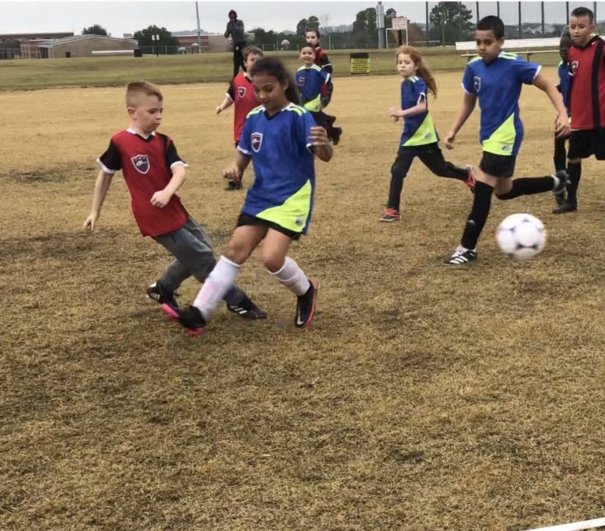 KarenMChenoweth's tweet photo. When you make an amazing kick, fall to the ground, hop up and block a goal with your head, you get the player medal for the game. Practice and motivation also help when you’ve just turned 7 and you’re on the on the 7-10 y/o team! Proud of you bud! #JackMichael https://t.co/LLpuft2heL