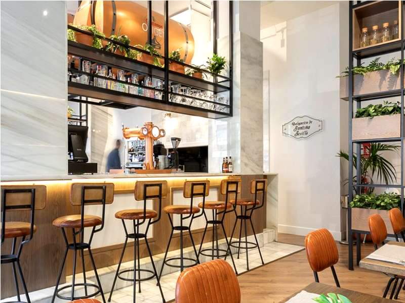 🗣 "Sin duda, de lo más interesante de Nervión"

Así es como nos "cataloga" tras su última visita Chencho Cubiles, blogger gastronomico en <a href="/Dtapaschencho/">De tapas con Chencho</a> ¡Gracias por venir a disfrutar de <a href="/BodegaLaFuente/">Bodega La Fuente</a> !

El artículo completo, aquí 👉 detapasconchencho.es/restaurante-la…