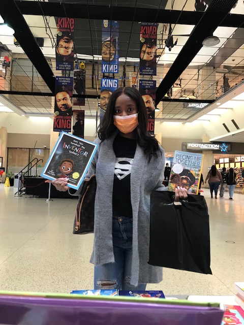 Avant_GardeBks's tweet photo. We are fortunate to sell EXCELLENT books by independent authors like Davon Clark ADC Kid(You Are Different), Davina Hamilton (Riley Can Be Anything), and Patrice McLaurin (Have You Thanked An Inventor Today?) Thank you for allowing us to share your books with our commUNITY! ❤️ https://t.co/5ulZYvLUBh
