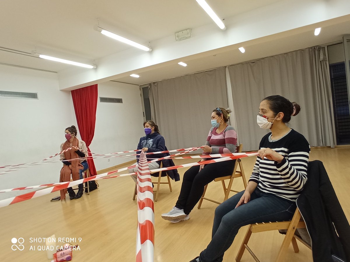 Som del Barri tweet media