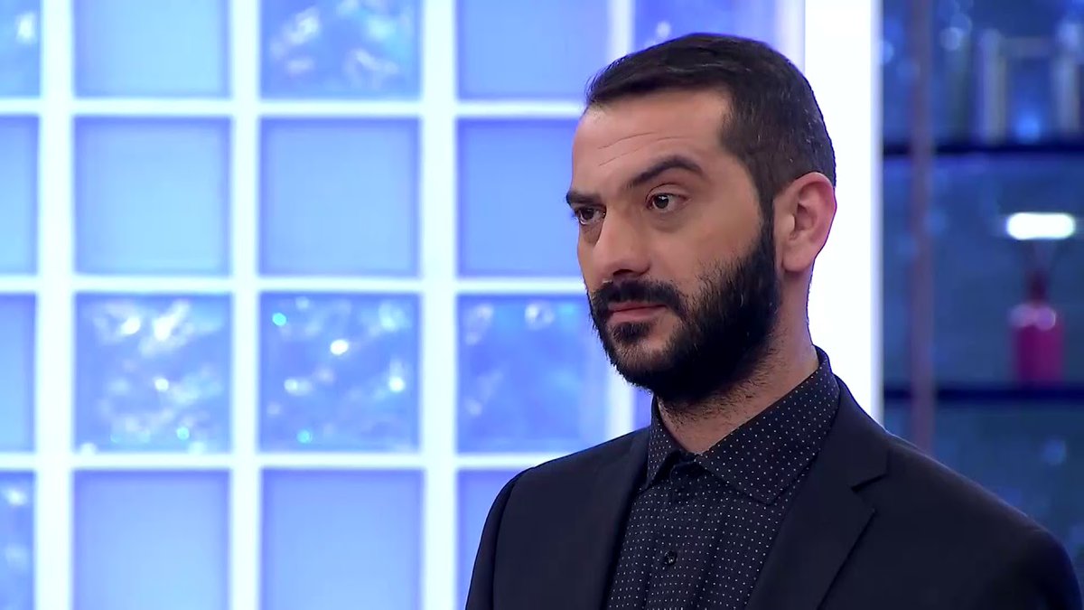 swaggygin's tweet photo. Ο ΣΚΑΙ όταν εμαθε για το #MasterChefGR https://t.co/Eb6acZ6Hjg
