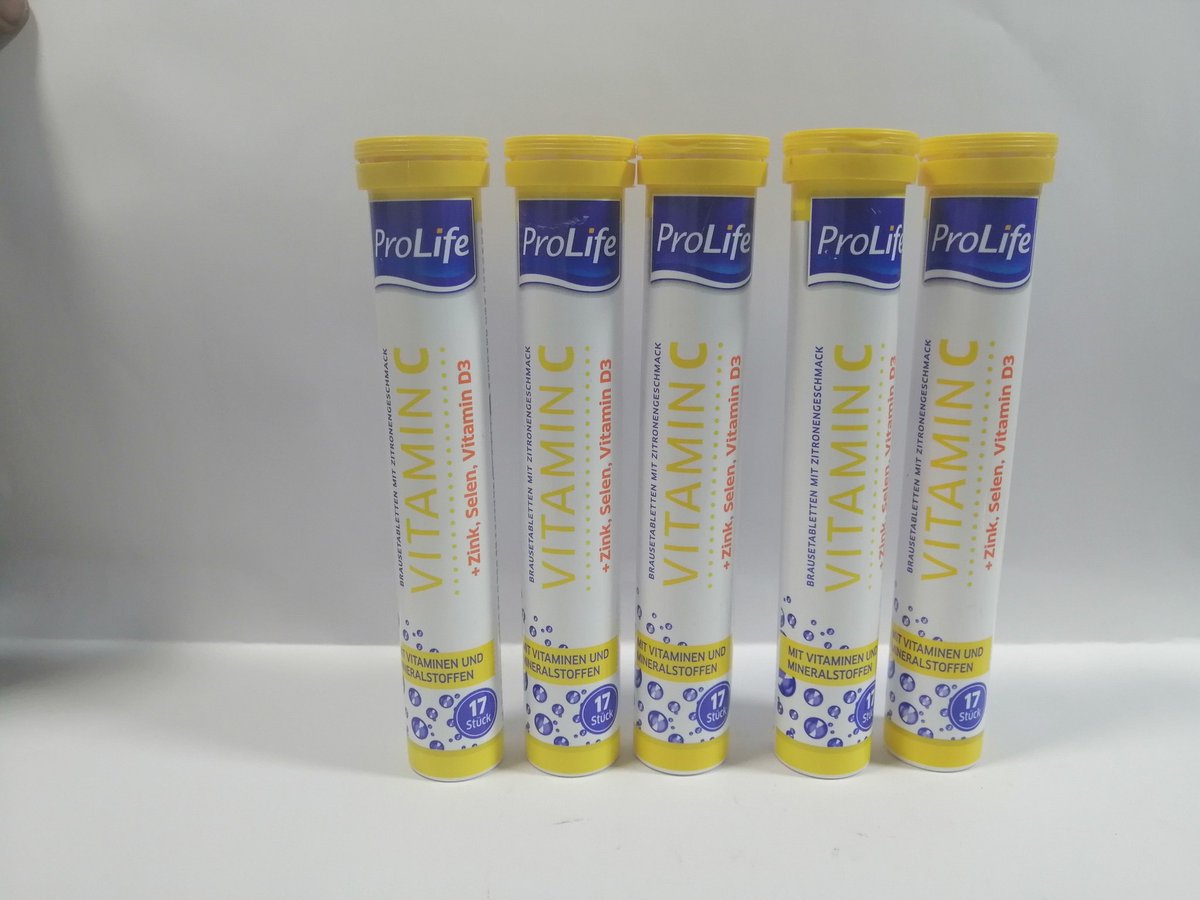 Hanwillpharm's tweet photo. Are you living in Egbeda or Her environs? 
Follow us on Twitter.

Amazing Giveaways here for the lucky winners. 

Winners will be picked at random

See giveaway in the frames below
👇👇👇 https://t.co/6nEbvc7T6G