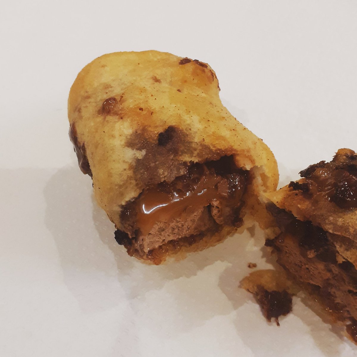 I deep-fried a Mars bar. 
#deepfriedmarsbar