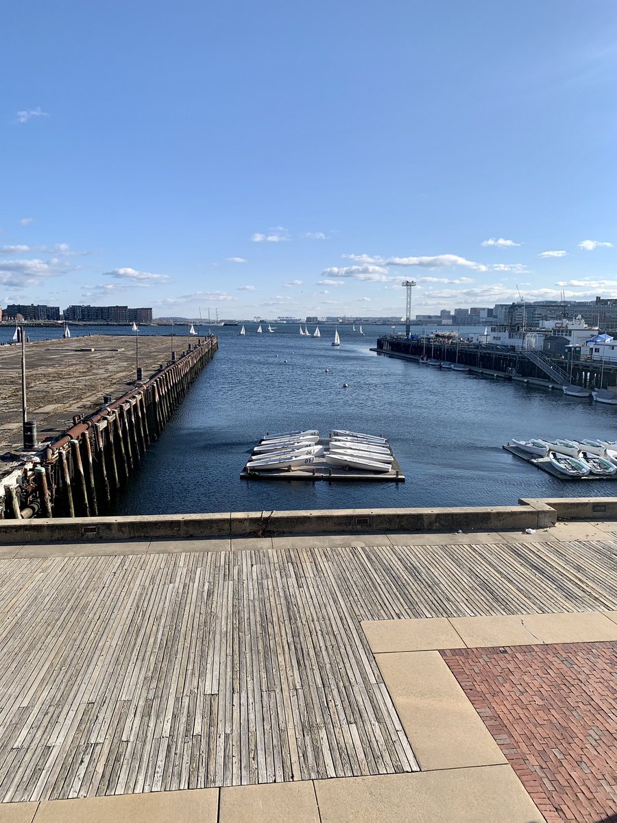 boston_daily1's tweet photo. Charlestown Navy Yard ⛵️

#Charlestown #Boston #bostondaily #sailing #navyyard https://t.co/aSuZj7URPx