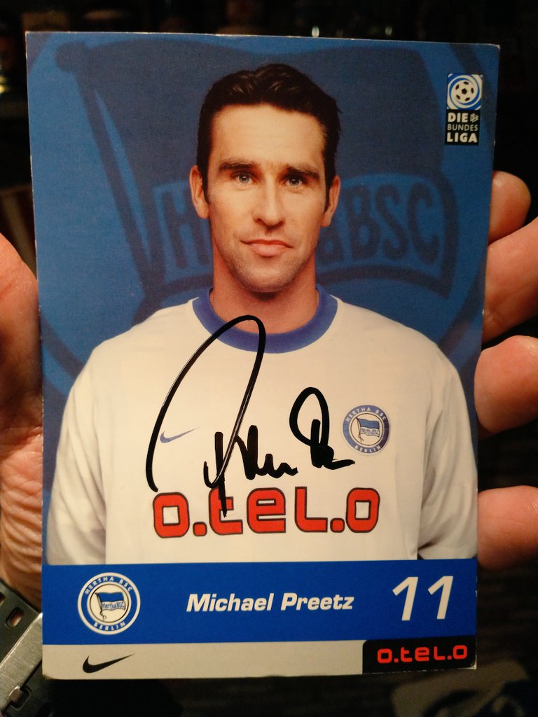 MarcolinhoBSC's tweet photo. Danke Micha für die vielen guten Jahre die Du uns gegeben hast. Immer ein Herthaner. Alltime great. Hertha's Ring of Fire. Time to say goodbye as a gentleman.
#preexit #hahohe #BSCSVW https://t.co/YetVUat3ns