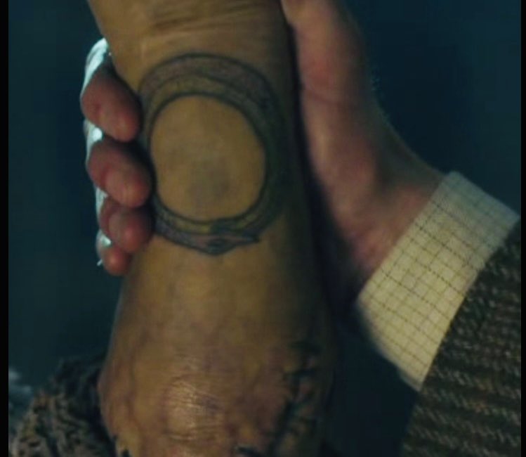 The fan-canon of Renegade Time Lords being branded with tattoos originated from the Third Doctor’s debut after the Time Lords forced his regeneration and exiled him.It is lightly referenced in ‘The Doctor’s Wife’.   #DoctorWho