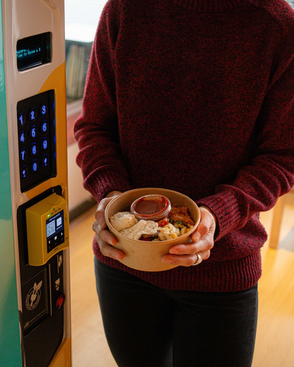 UpMeals's tweet photo. Healthy meals in seconds? Yes please! ๐
Would you swap your vending machine chips and gum for healthy and delicious meals? We would! ๐โโ๏ธ
Bring on the healthy vending! #getUpMeals
#HealthyEating #healthylifestyle #HealthyVending #SmartVending https://t.co/4WASKGyS3j