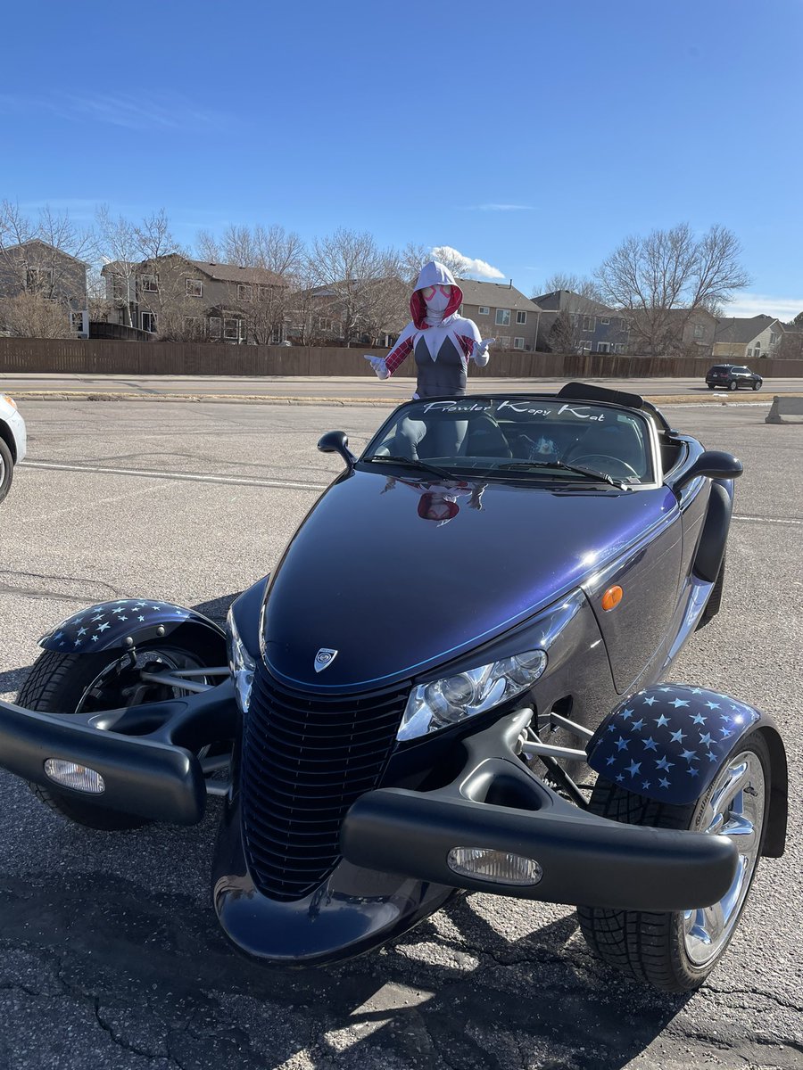 ajmcnamara3's tweet photo. Good job Falcons! So glad we could participate in Wish Week! #hrhsfalconawesome #hrhswishweek2021 #dcsdfamily #crunrocks https://t.co/o1n2mtYlAn