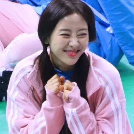 yves’ nose scrunch, a thread;