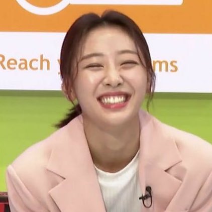 yves’ nose scrunch, a thread;