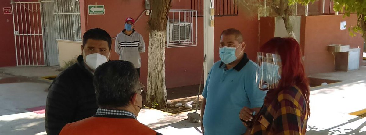 GrSaracco's tweet photo. La instruc. de la alcaldesa @CelidaLopezc  de rescatar Hermosillo es clara. Hoy tocó el Jardín de Niños "Carlos Espinoza" en la Col. La Manga, en coordinación con los Regidores Mary Carrasco, Verónica Rodríguez y Carlos Sosa; Centro Galilea y trabajadores de Servicios Públicos. https://t.co/CC8VS5rxV4