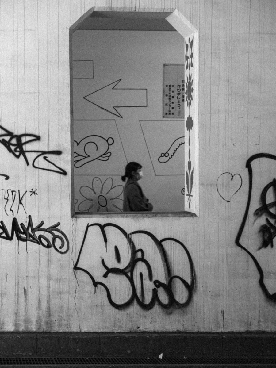 berubedere's tweet photo. Framed.
#streetphotography #fujifilm #tokyo #tokyostreet https://t.co/shK5rKrZoG