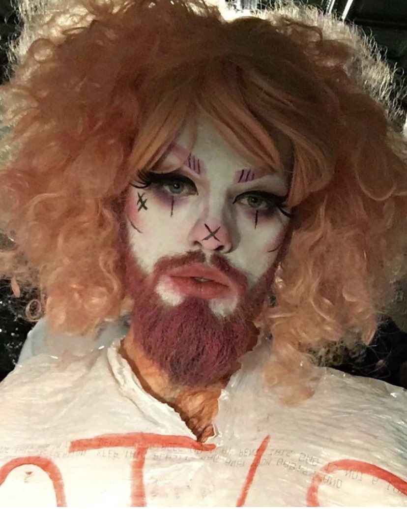 moxxi mayhem as monster cans a thread  @GoblinMoxxi