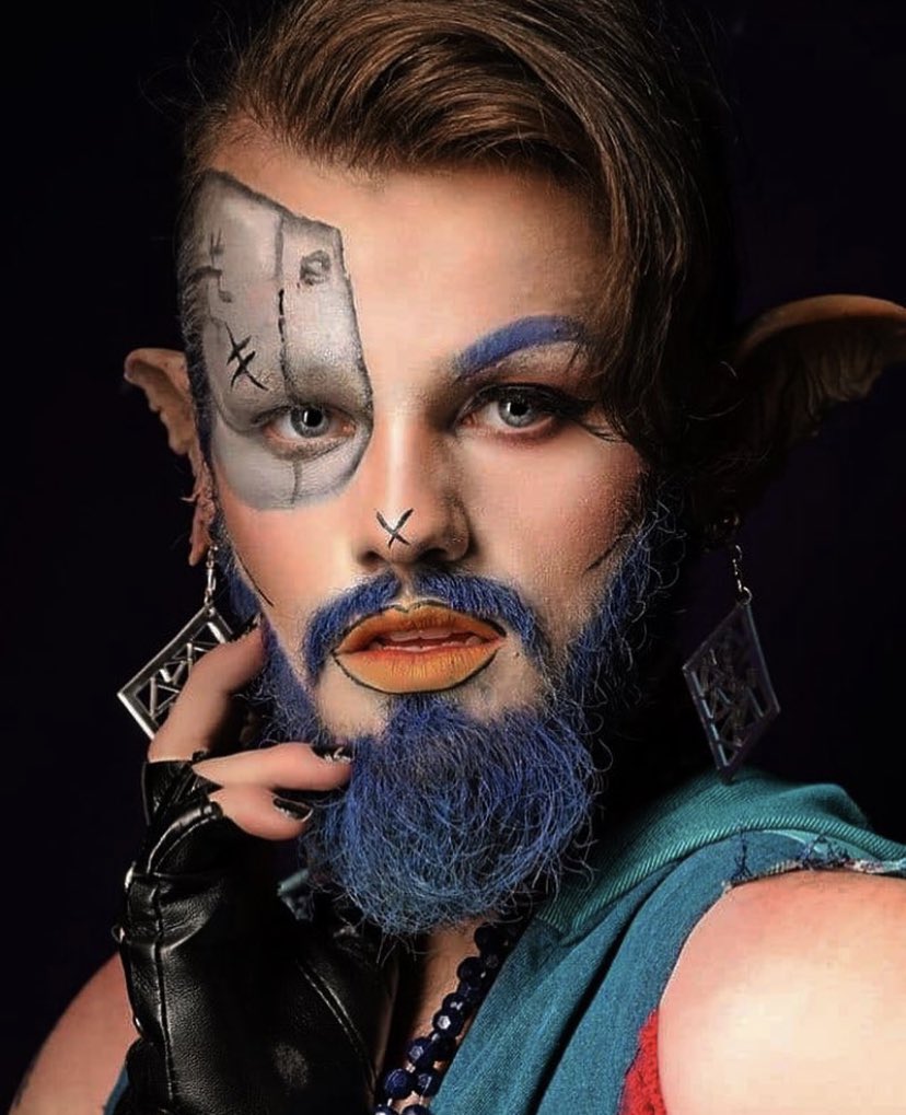 moxxi mayhem as monster cans a thread  @GoblinMoxxi