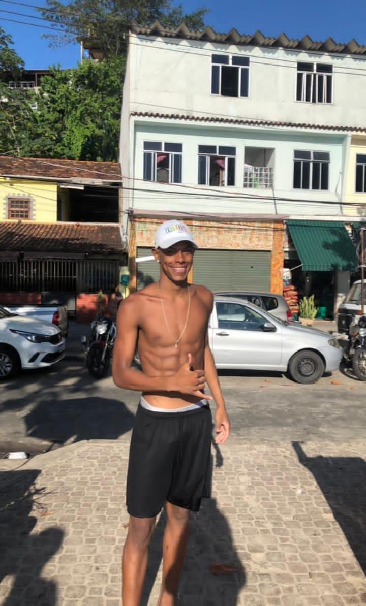 lbdopartido's tweet photo. Errejota 45°😜🌴☀️ https://t.co/f1841crFuL