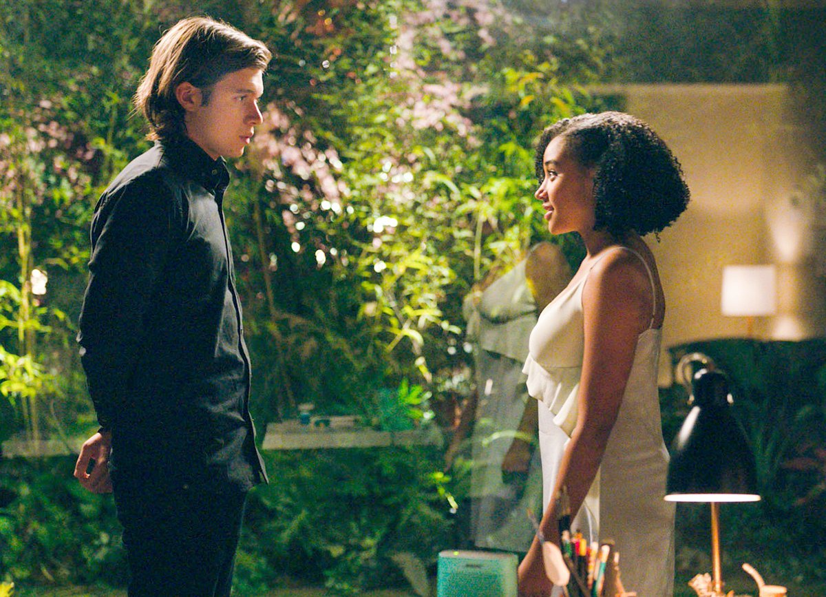 magicsovl's tweet image. Cómo cuando niño, se quedó sin palabras.