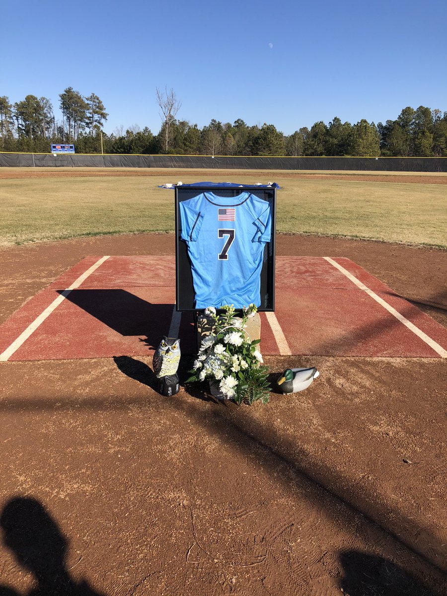 cosby_baseball's tweet photo. Today we lost one of the toughest kids I have ever had the pleasure to meet. He was a fighter like no other who has made us all stronger and taught us to never take anything for granted. Our thoughts and prayers go out to the family. Cosby baseball will be forever Steele Strong! https://t.co/XNxClqwH7k