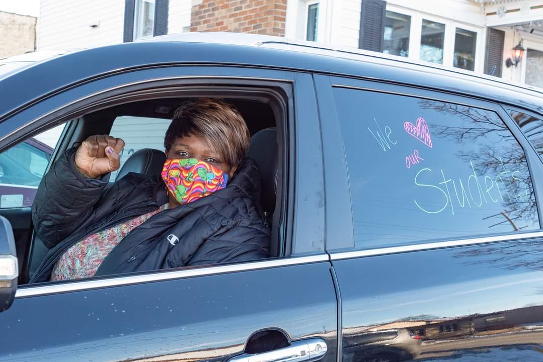 MTEAunion's tweet photo. .@RacineEducators We joined w/ REA-REAA & @KEAunion education workers for a car caravan to Racine Unified School District to demand the district remain virtual until it's safe to return.
Sign petition to keep MPS #VirtualUntilItsSafe for all students/staff https://t.co/dzUXPERS1V https://t.co/w6ErY1SOkC