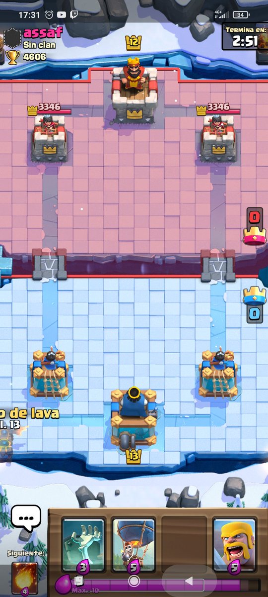 alguien sabe cómo hacer q el clash no esté en pantalla completa? me cuesta caleta tirar las cartas en la esquina