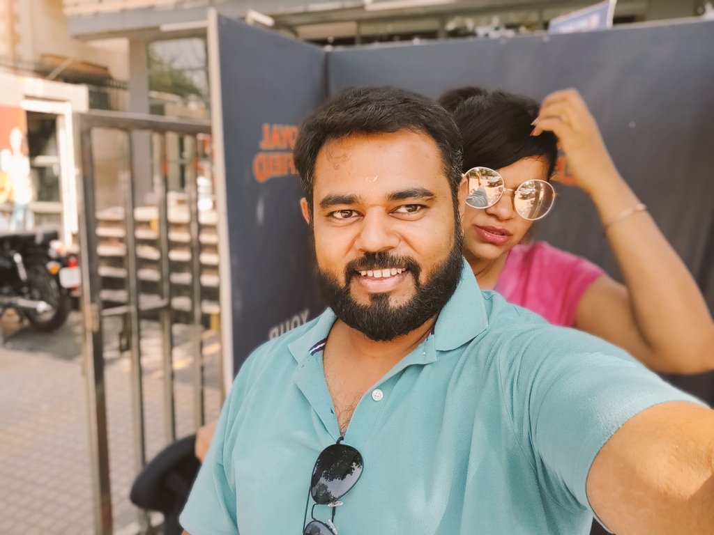 anuragiyer's tweet photo. Recreate and post your couple pics in thread...
Best pic and couple tag gets a surprise giveaway
#couplegoals #GiveawayAlert #twitterforfun #TrendingNow #newtweet #couplepic #funactivity #loveintheair #indiancoupleholidayers #iyernomics https://t.co/xKiVazN0qL