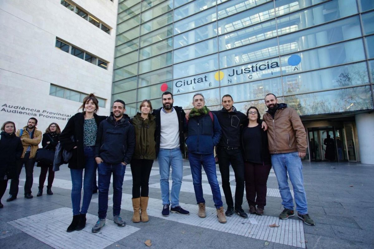 stopApartheid's tweet photo. #DefensemElsDDHH, Activistas del BDS: 'El objetivo de la denuncia era ir a por activistas y defensores de los derechos humanos'
https://t.co/CUUjS048cc
#BDS https://t.co/OIRNPwyAff