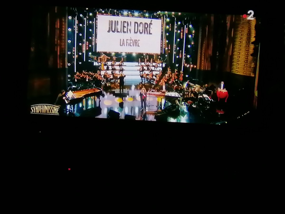 SABINE1321's tweet photo. Cela m'a paru tellement court !!! Mais que c'était touchant & sublime cette version avec l'orchestre !!! Belle alliance que @jdoreofficiel et le grand Cassar !!! #aecoutersansmoderation https://t.co/gcON4hCoRA