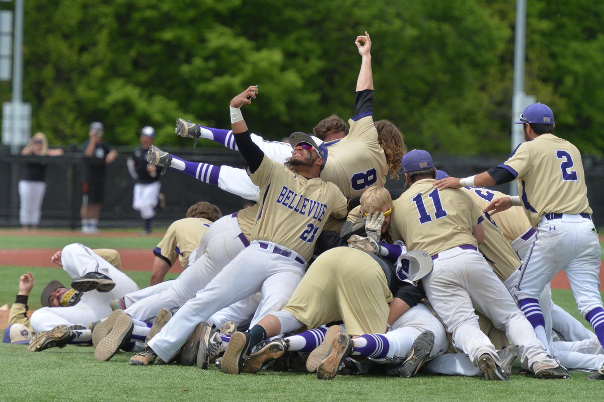 AustinShever's tweet photo. I am beyond blessed and excited to announce that I will be continuing my academic and baseball career at Bellevue University! I want to thank God, my parents, and all my coaches that have helped me throughout my career. #GoBruins 🐻🟣 https://t.co/w0FuVldSdm
