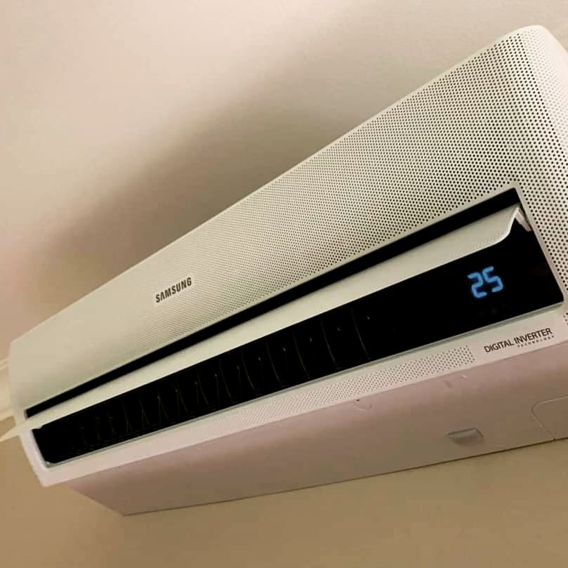 splashaircon's tweet photo. We are Splashair and we supply and install air conditioning to residential homes, and commercial builds we also repair existing HVAC systems and units no matter what problems may arise...
#maskup
#Splashair
#essential.
Give us a call on 0771109090 or 0715212141 https://t.co/gIw2wWSkfr