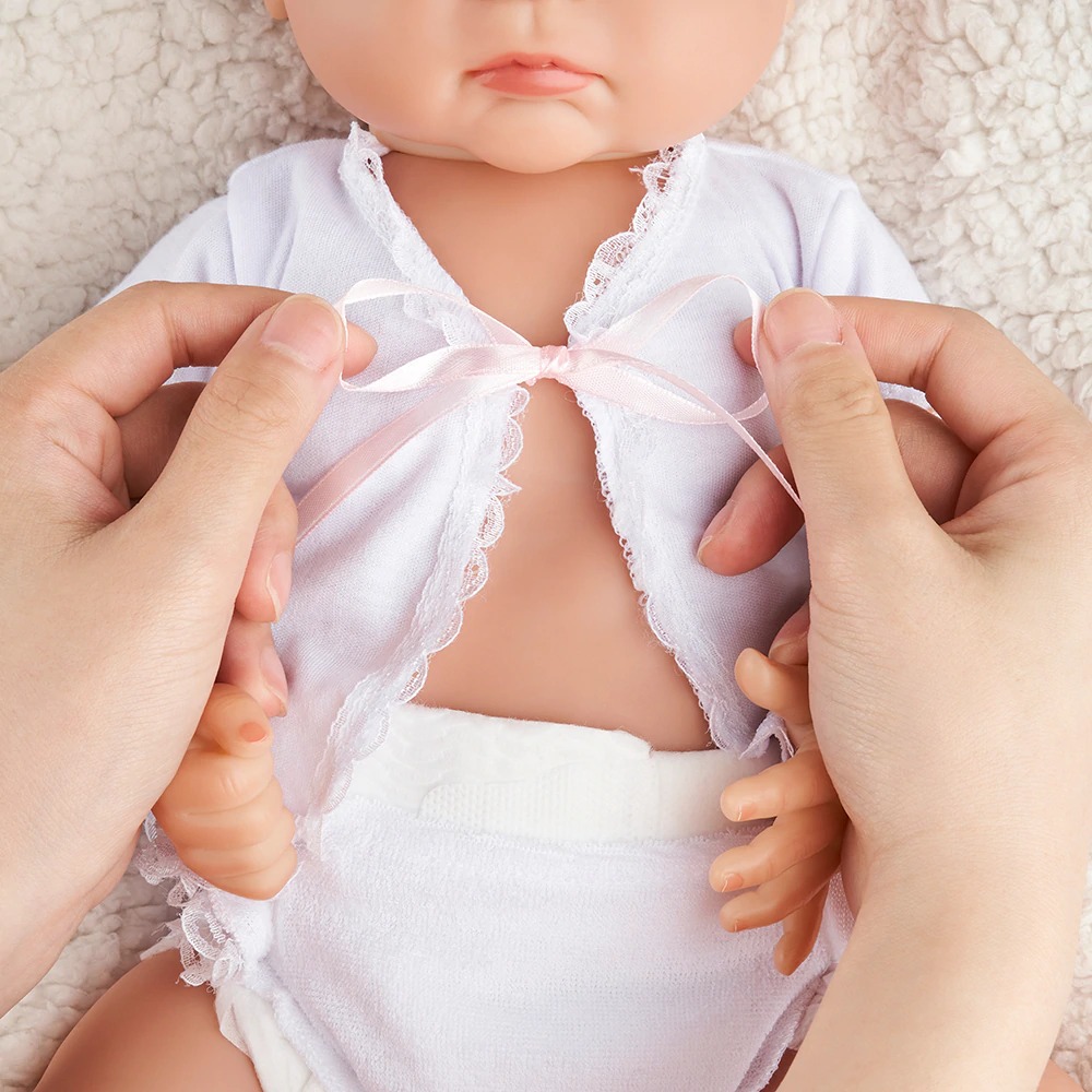 Check out Reborn Baby Grace #Doll Kit 20" Full Vinyl Life like Unpainted Unfinished Toy  ebay.us/phlT6g via <a href="/eBay/">eBay</a> 🧸🧸🧸🧸🧸