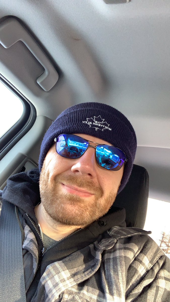 TheNorthernAlex's tweet photo. Today is one of those days that feels just right. #canada #northernpack #grateful https://t.co/zHNY9CDYup
