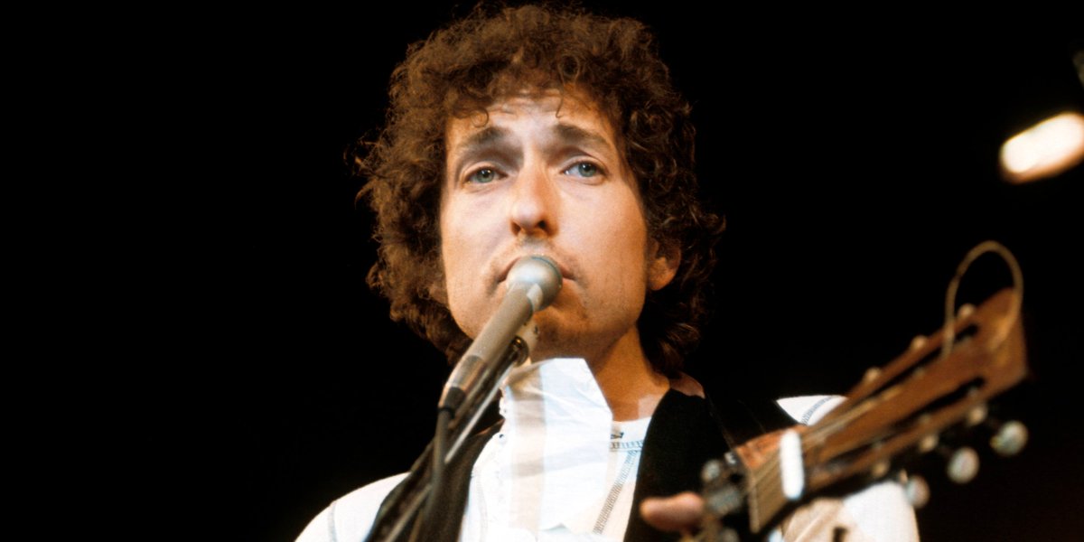 A former co-writer's wife is suing <a href="/bobdylan/">Bob Dylan</a> over the sale of his back catalogue, says <a href="/evanminsker/">evan minsker (see-saw.fun)</a> on <a href="/pitchfork/">Pitchfork</a>.  Find the piece via SoundScribe -  Where Songwriters Showcase To The World soundscribe.org