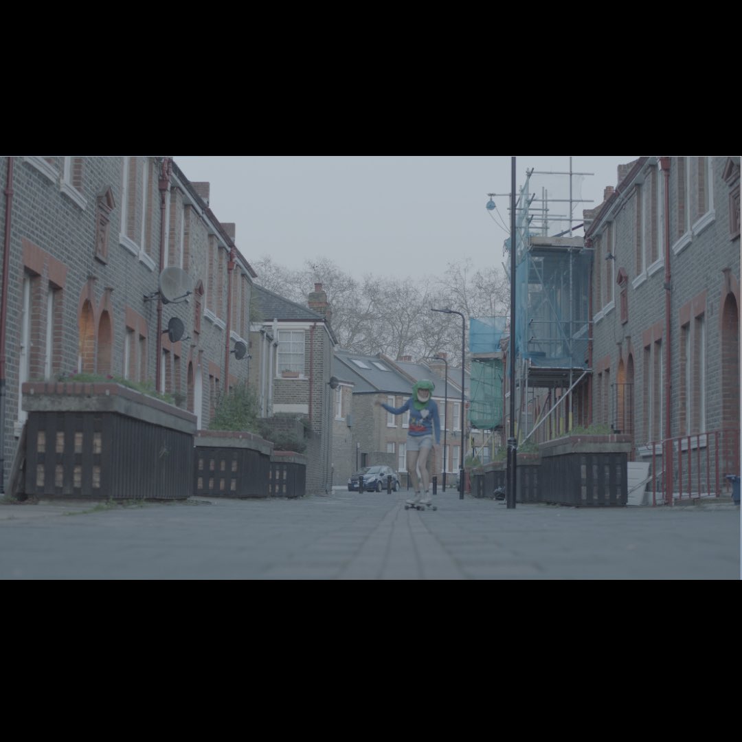 NTMYAfilm's tweet image. Nice To Meet You All takes a celebratory approach to D.I.D., whilst also revealing the trauma and explaining the causes, with beautiful imagery that gives a creative and positive touch to the theme.
#shortfilm #femalefilmmaker #documentaryfilm #mentalhealth #DID