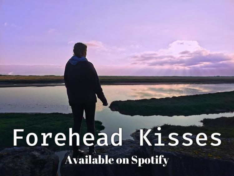 <a href="/adamwalton/">AdamW</a> @Monsieur_Potter <a href="/BBCRadioWales/">BBC Radio Wales</a> Can’t wait to hear my daughters first song this evening go Rhi @barber_rhiannon #proud