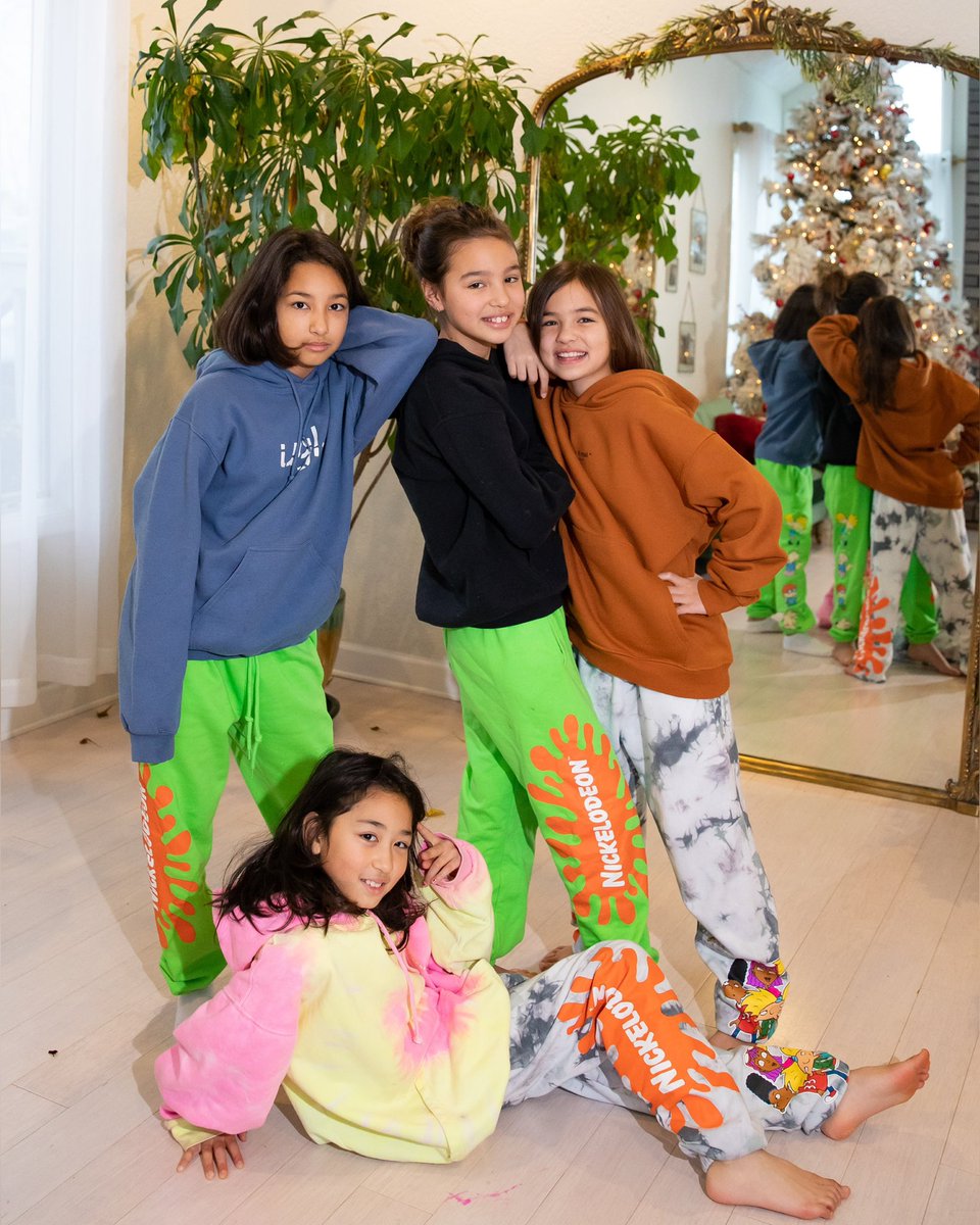 chinguuns's tweet photo. Time to catch up your favorite shows on the #nickApp in your Saturday sweats @Nickelodeon !
#Nickelodeon #weekendvibes #cousins #allthat #unfiltered #theastronauts #sidehustle #koty #dangerforce https://t.co/4oU9QJlPVr
