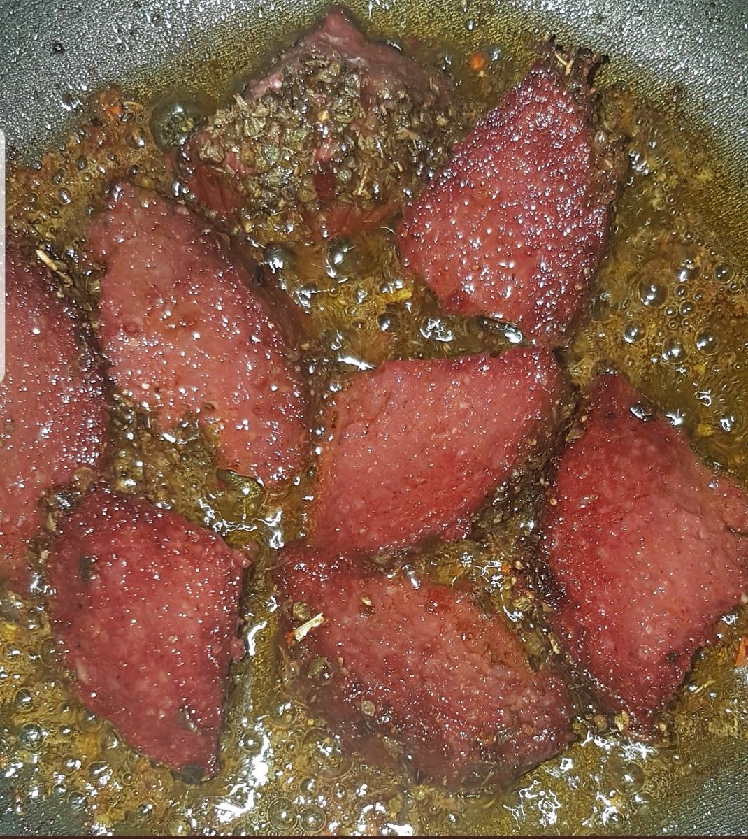 Afyon Yöresel Sucuk tu🐄 bir zamanlar🥩 tweet media
