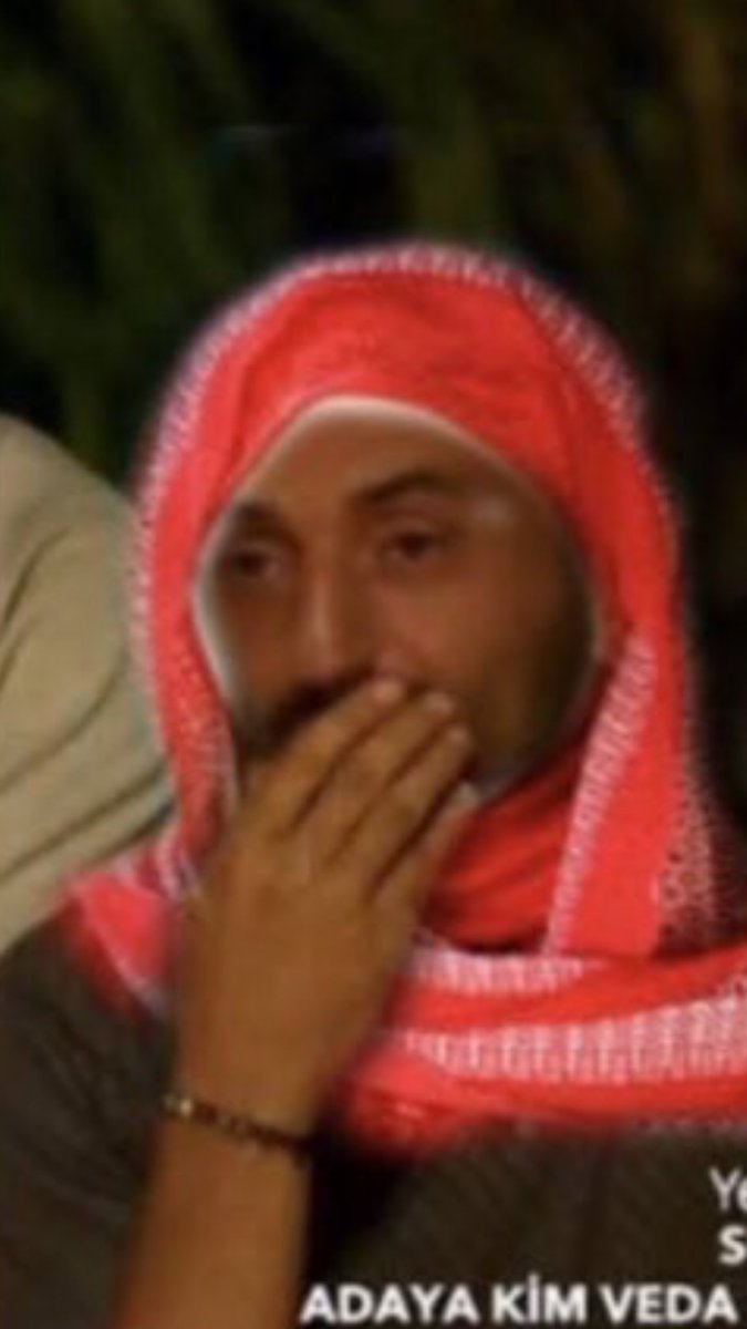 ayyeterrbe's tweet photo. Aleynanın yazıldığını gören öykü #Survivor2021 https://t.co/KXrvxyL7k7
