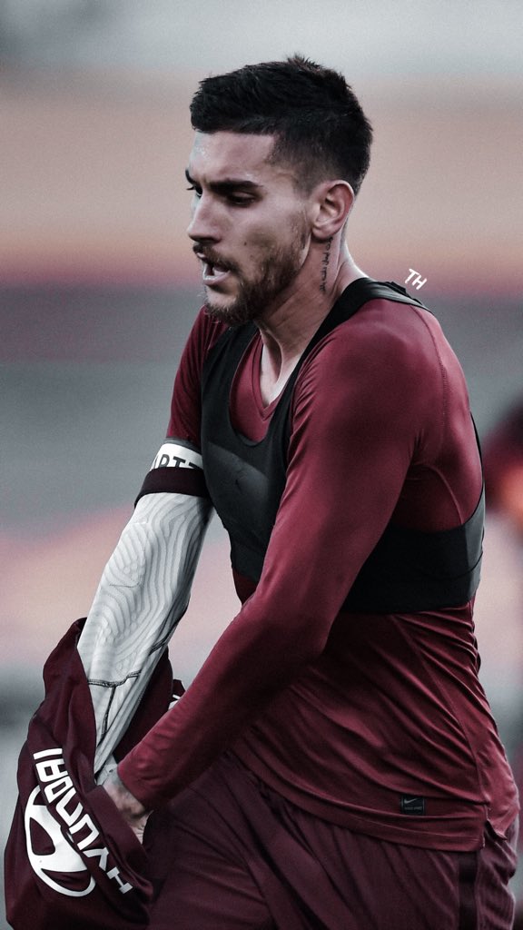 th_editss's tweet photo. AS Roma / Wallpapers
•RT pra ajudar na divulgação
#ASRoma #SerieATim #THPartidas #THRoma https://t.co/AFhbEyyV0w