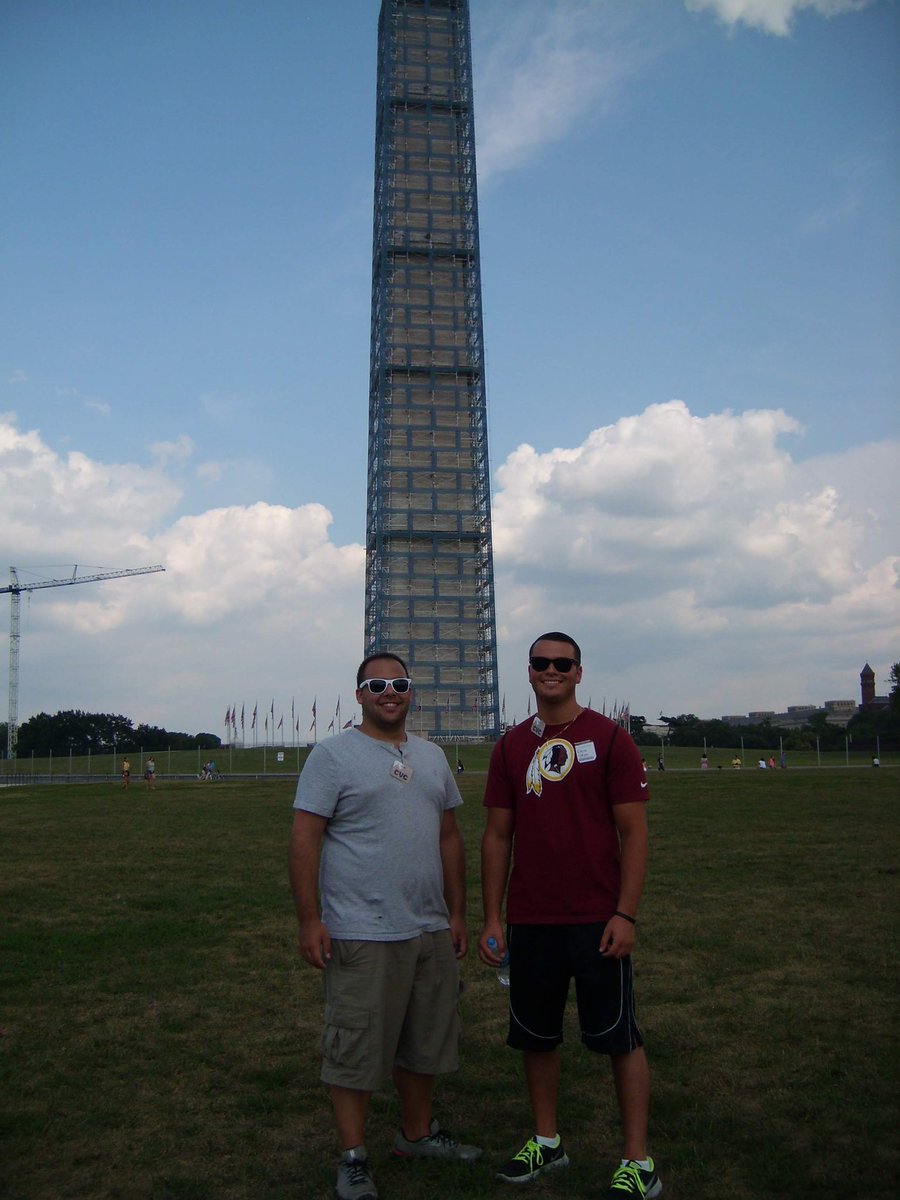 jez_jon's tweet photo. Joined by my advisors (real smart) @scrudat_ho29 and @Mattyfio at the GW monument. They are my eyes and ears to making tompa bay great. I sense the turnout growing.
#MTBG https://t.co/KmrkgCJ9Xl