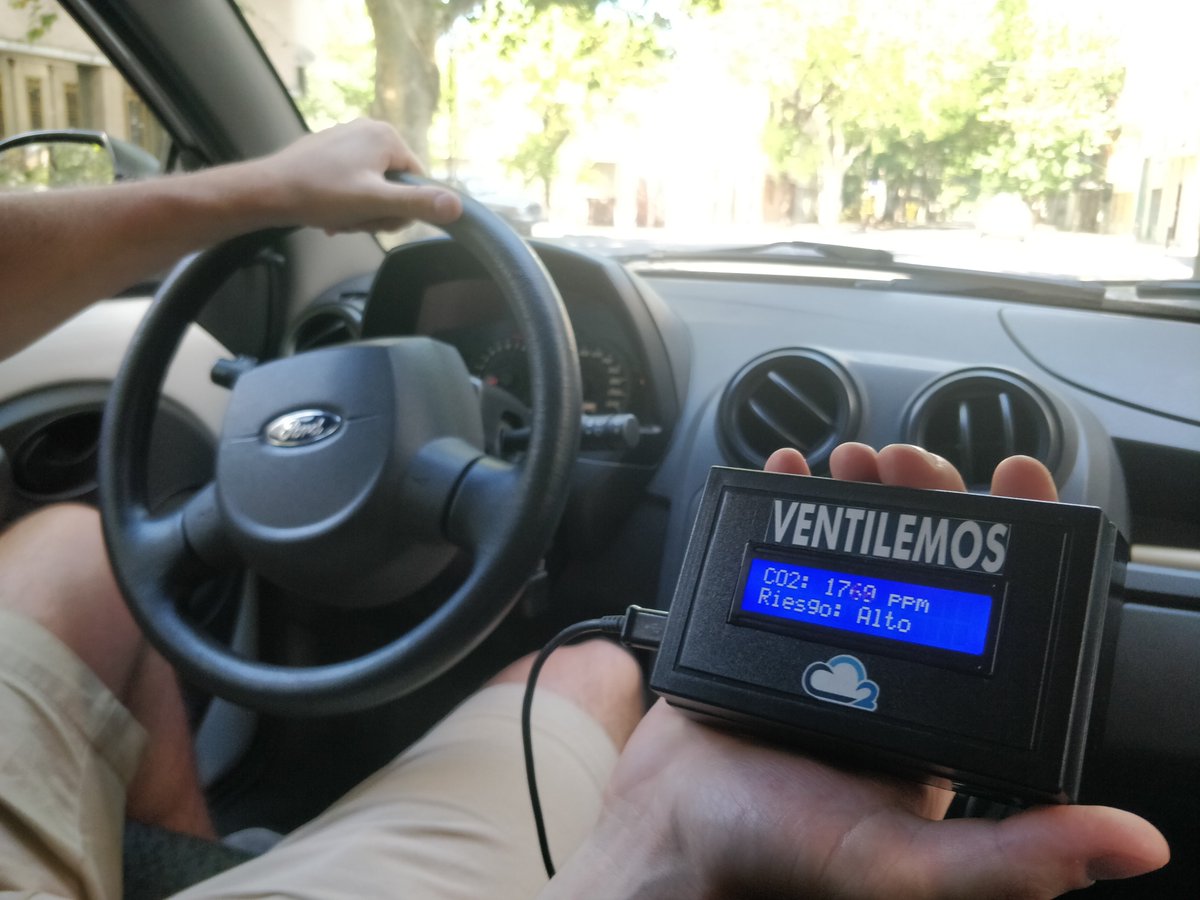 ventilemos's tweet photo. ▶️Evidencia de transmisión aérea del COVID-19🗣
 
▶️ Importancia de ventilación de ambientes 🪟
 
▶️ Los dispositivos que desarrollamos en https://t.co/Pg77u3x3NS para medir la correcta ventilación en interiores 📟🏘
 
#covidCO2 #co2monitors #COVIDisAirborne
 
👇Seguí el hilo https://t.co/wESROlPmWO